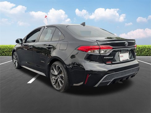 Used 2022 Toyota Corolla SE image 6