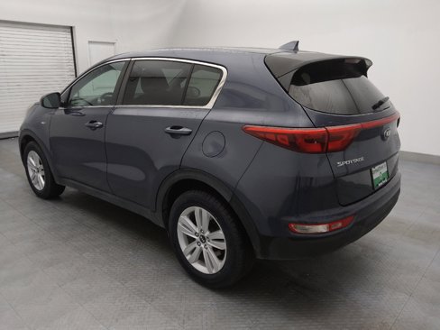 Used 2019 Kia Sportage LX image 3