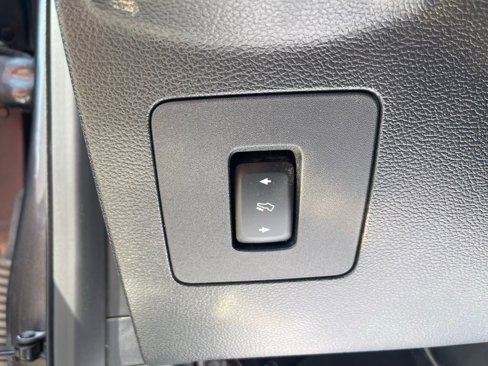 Used 2016 Ford F150 Lariat image 22