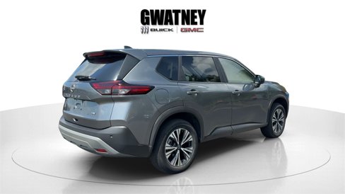 Used 2023 Nissan Rogue SV image 7