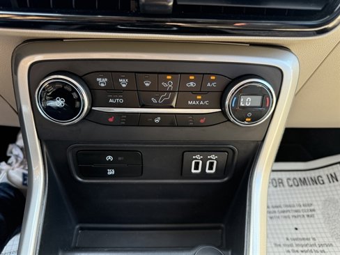 Used 2018 Ford EcoSport Titanium w/ Titanium Cold Weather Package image 20