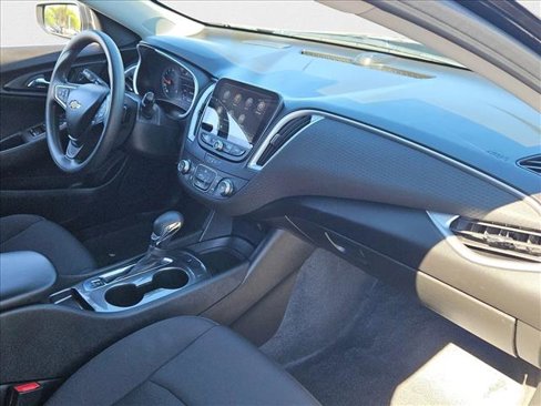 Used 2023 Chevrolet Malibu LS image 21