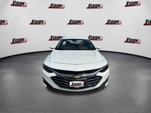 Used 2024 Chevrolet Malibu LS w/ Driver Confidence Package image 2