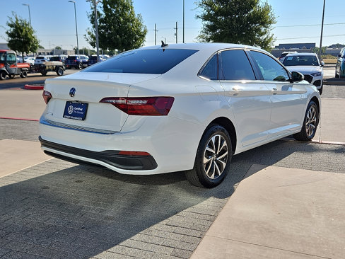 Used 2023 Volkswagen Jetta S image 3