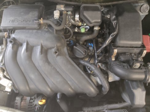 Used 2015 Nissan Versa SV image 30