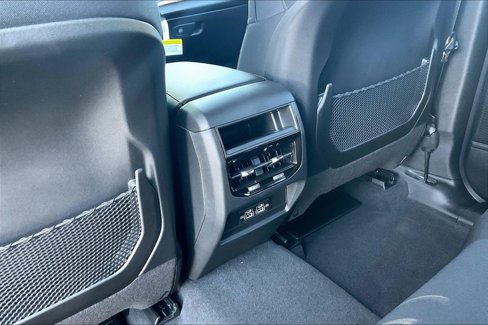 New 2025 Jeep Grand Cherokee Laredo X image 22