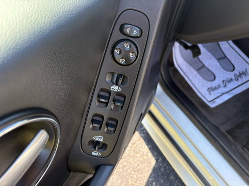 Used 2007 Pontiac Grand Prix w/ Preferred Package image 8