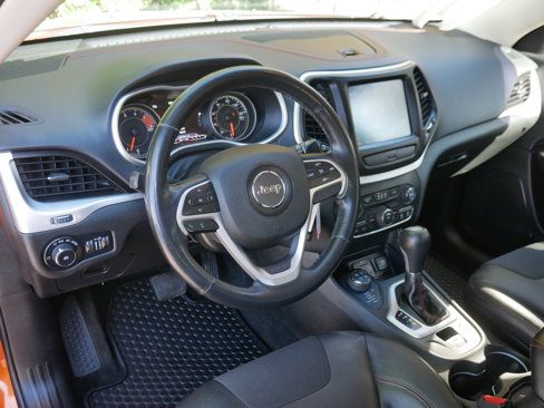 Used 2016 Jeep Cherokee Trailhawk w/ Trailer Tow Group image 4