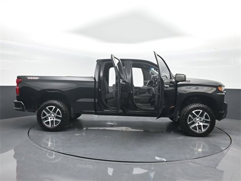 Used 2019 Chevrolet Silverado 1500 Custom Trail Boss w/ Custom Convenience Package image 27