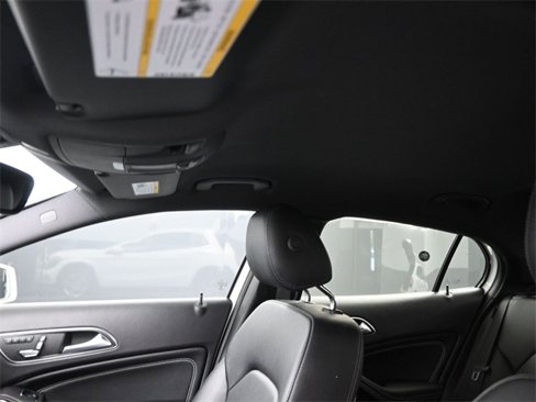 Certified 2019 Mercedes-Benz GLA 250 image 10