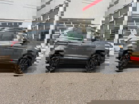 Used 2018 Ford Escape SEL image 19