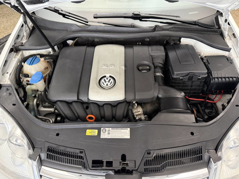 Used 2009 Volkswagen Jetta SE image 26