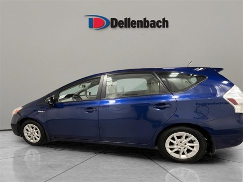 Used 2012 Toyota Prius V Two image 2