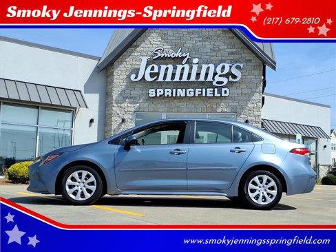 Used 2022 Toyota Corolla LE image 1