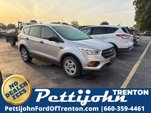Used 2017 Ford Escape S image 1