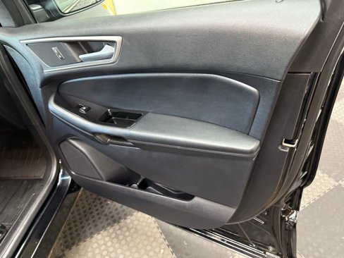 Used 2018 Ford Edge SEL w/ Equipment Group 201A image 43