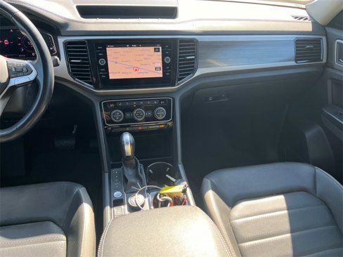 Used 2021 Volkswagen Atlas SEL Premium image 15