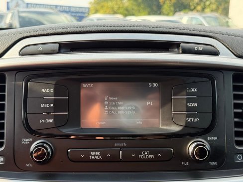 Used 2017 Kia Sorento LX image 22