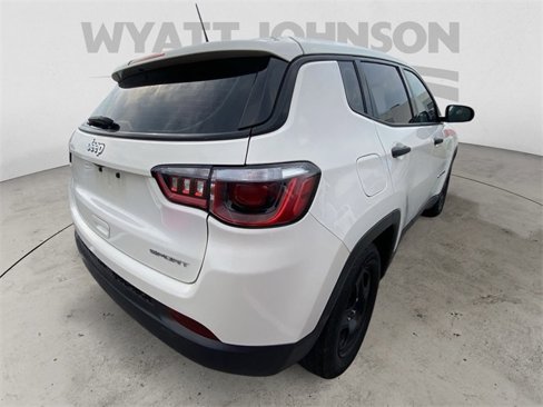 Used 2020 Jeep Compass Sport image 9