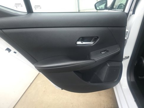Used 2023 Nissan Sentra SV image 14