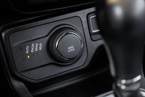 Used 2021 Jeep Renegade Limited w/ Sun & Sound Group image 40