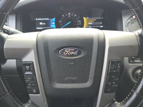 Used 2016 Ford Expedition Limited image 17