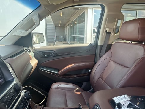 Used 2017 Chevrolet Suburban Premier image 20
