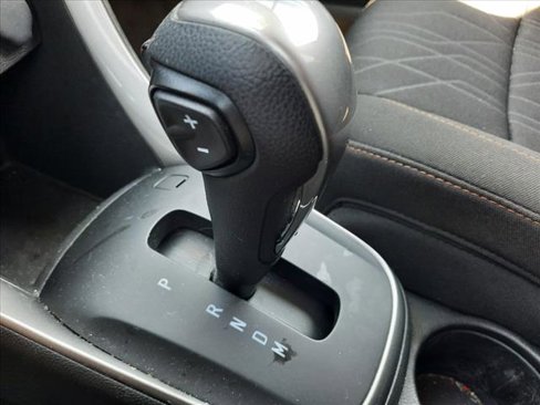 Used 2020 Chevrolet Trax LT image 17