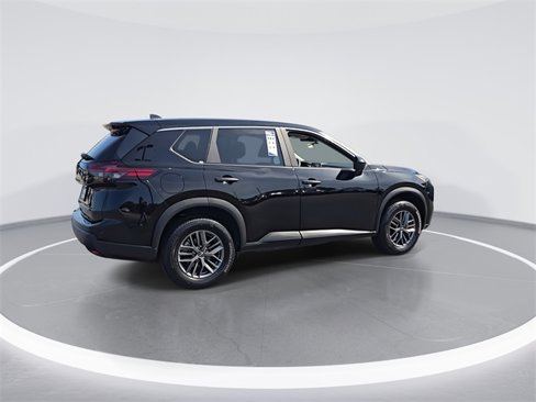 Used 2024 Nissan Rogue S image 8