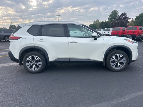 Used 2021 Nissan Rogue SV image 10