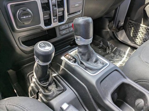 Used 2018 Jeep Wrangler Unlimited Sport S image 14