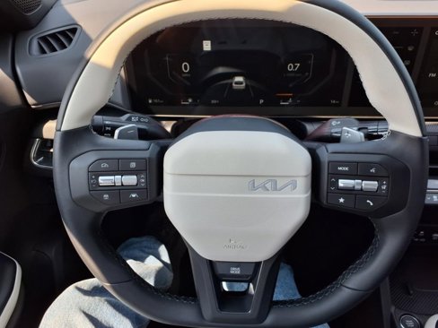 New 2025 Kia K4 GT-Line image 23