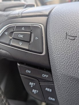 Used 2017 Ford Escape Titanium image 18