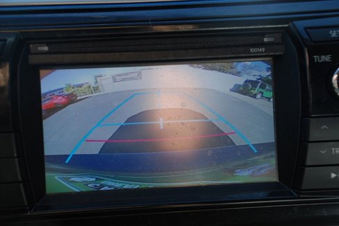 Used 2015 Toyota Corolla LE image 14