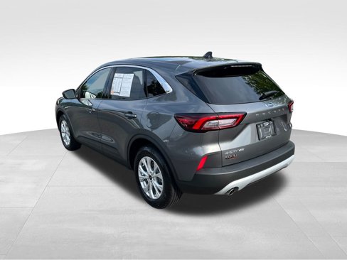 Used 2023 Ford Escape Active image 5