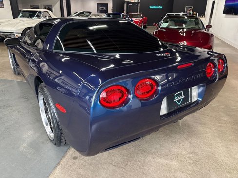 Used 2000 Chevrolet Corvette Coupe w/ Roof Pkg image 7