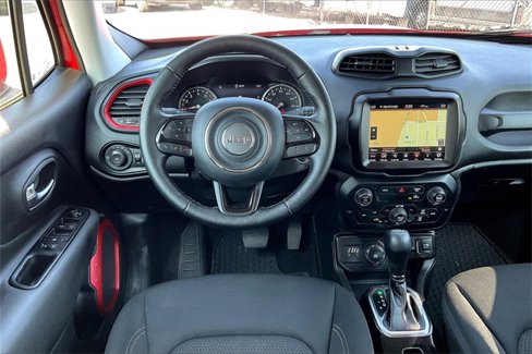 Used 2022 Jeep Renegade Latitude w/ Convenience Group image 6