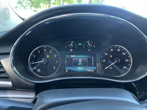 Used 2022 Buick Encore Preferred image 17