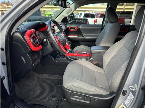 Used 2021 Toyota Tacoma SR5 image 15