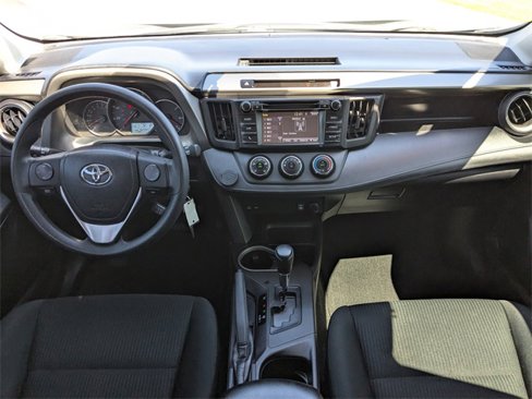 Used 2016 Toyota RAV4 LE image 14