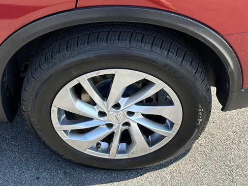 Used 2014 Nissan Rogue SL image 19