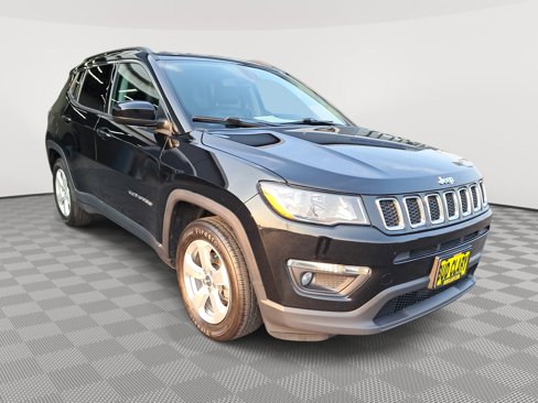 Used 2019 Jeep Compass Latitude image 4