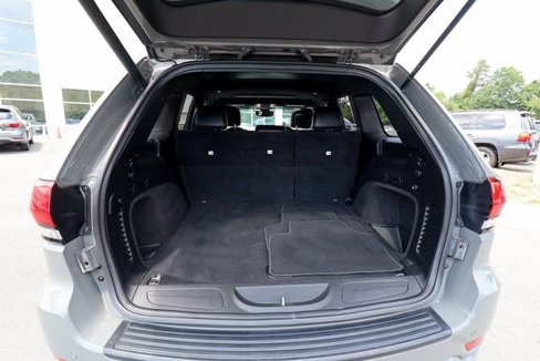 Used 2019 Jeep Grand Cherokee Altitude image 40