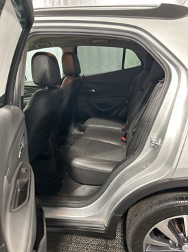Used 2022 Buick Encore Preferred w/ Safety Package image 17