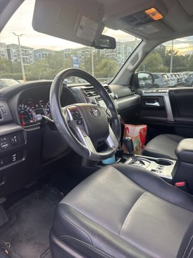 Used 2016 Toyota 4Runner SR5 Premium image 1