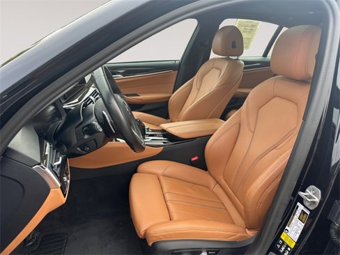 Certified 2023 BMW 540i xDrive w/ M Sport Package image 9