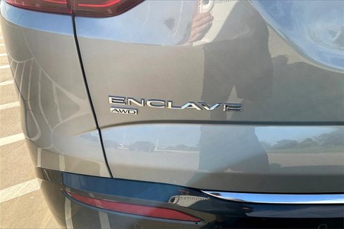 Used 2024 Buick Enclave Premium image 8