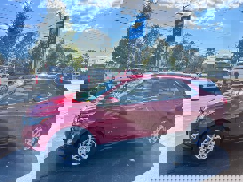 Certified 2021 Chevrolet Equinox LT image 4