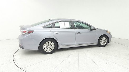 Used 2016 Hyundai Sonata SE image 7
