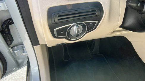 Used 2020 Mercedes-Benz GLC 300 image 25
